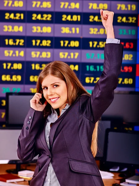 Mujer de negocios con la mano arriba — Foto de Stock