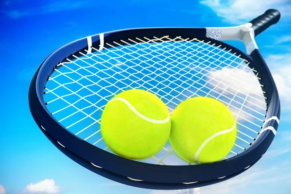 Zwei Tennisbälle und Schläger — Stockfoto