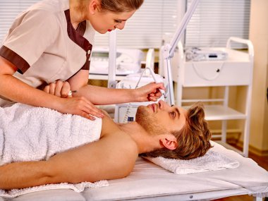 Alıcı elektrik yüz peeling masaj dostum.