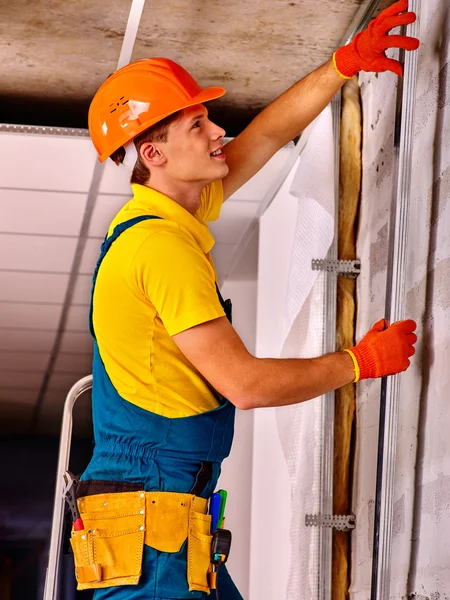 Man in uniform van de bouwer. — Stockfoto