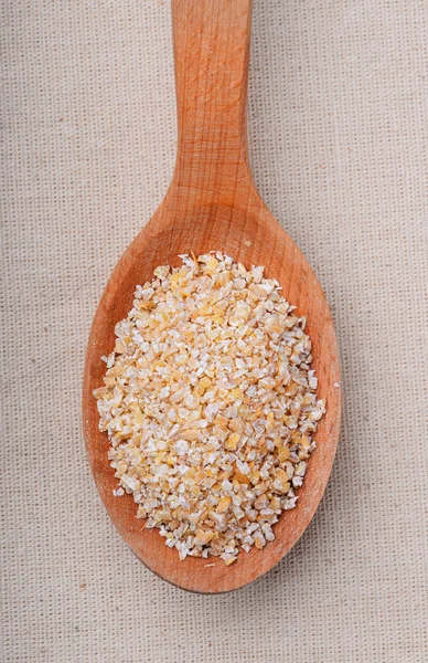 Cuillère de grains d'orge — Photo