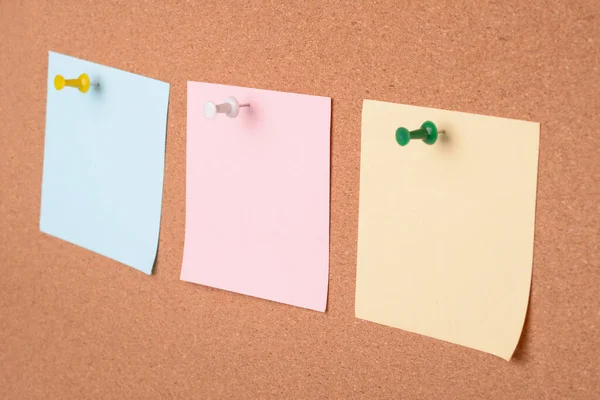 Close Three Blank Paper Notes Cork Board — Stock Photo, Image