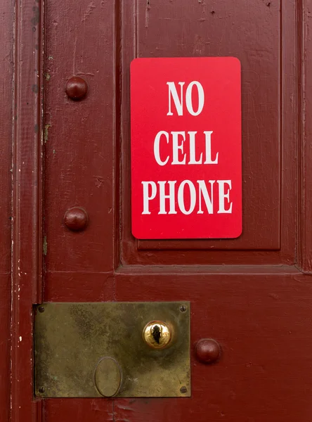 Red sign for no cell phone usage — Stock Photo, Image