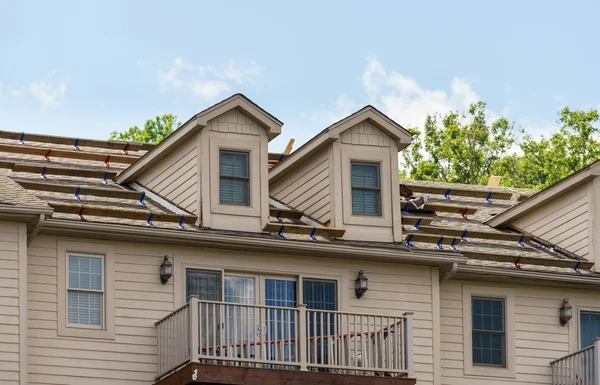 İnşaat çatı değiştirme — Stok fotoğraf