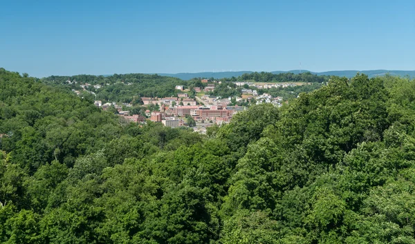 Vista general de la ciudad de Morgantown WV — Foto de Stock