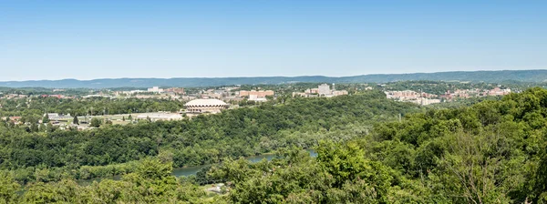 Vista general de la ciudad de Morgantown WV — Foto de Stock