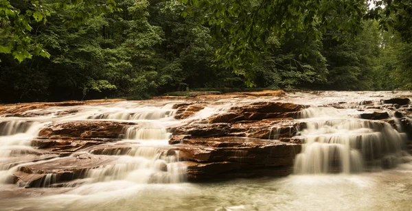 Cascada en Muddy Creek cerca de Albright WV — Foto de Stock