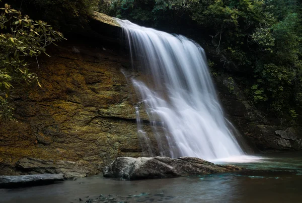 Zilveren Run valt waterval in de buurt van kassiers Nc — Stockfoto