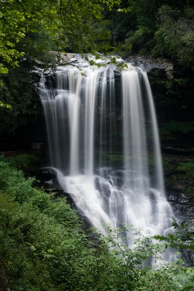 Trockener Wasserfall in der Nähe von Hochland nc — Stockfoto