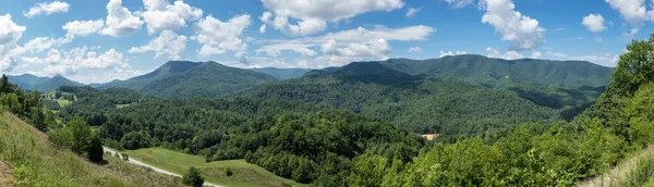 Zona de descanso en carretera y vistas en Tennessee — Foto de Stock