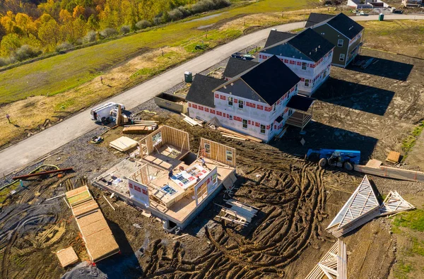 Novas casas de construção modulares sendo construídas perto de Cheat Lake em Morgantown, WV — Fotografia de Stock