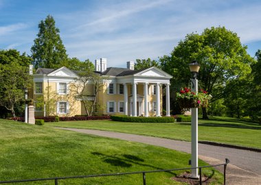 Wheeling WV yakınlarındaki Oglebay tatil köyündeki restore edilmiş malikane müzesi.