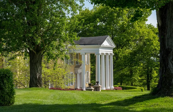 Det restaurerade herrgårdsmuseet vid Oglebay resort nära Wheeling WV — Stockfoto