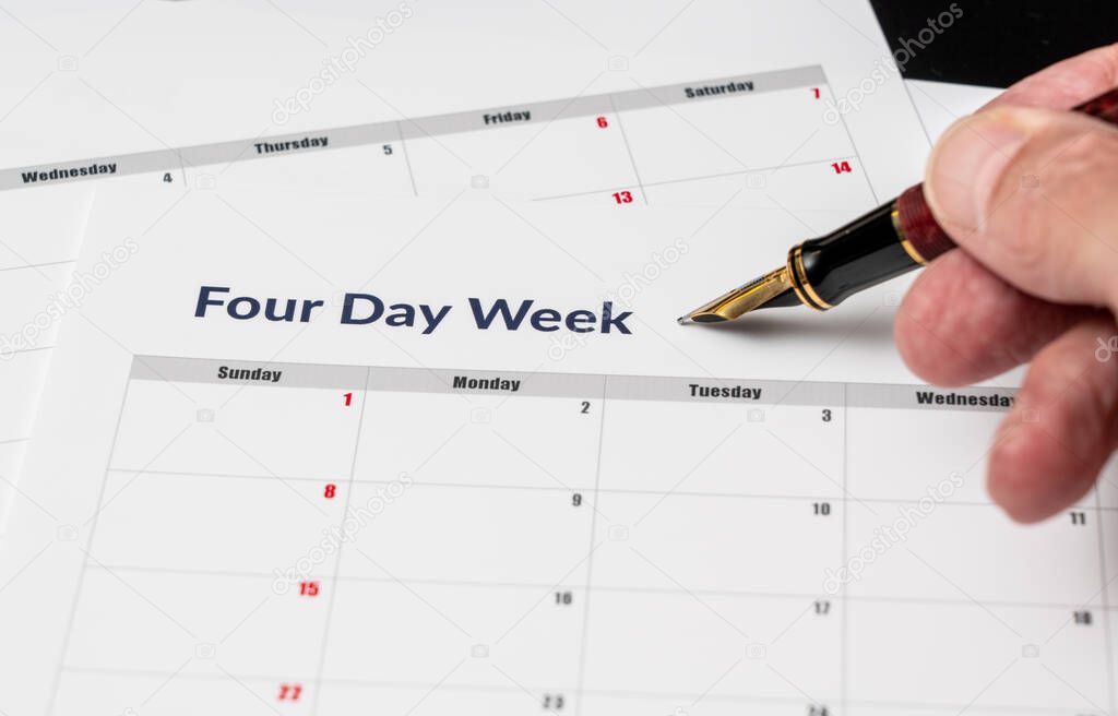 Calendar illustrating a four day working week with Fridays being a vacation day