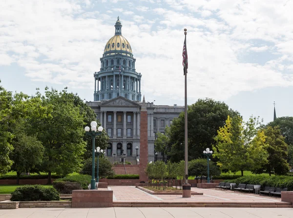 Steps to entrance of State Capitol Denver — Stock Photo, Image