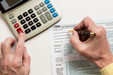 Kalem ve 2014 form 1040 hesap makinesi