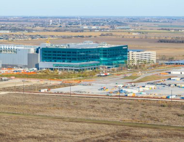 Taylor, TX - 31 Aralık 2025: Austin Teksas yakınlarındaki devasa Samsung yarı iletken fabrikasının hava görüntüsü