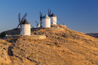 Yel değirmeni de Consuegra, La Mancha, İspanya