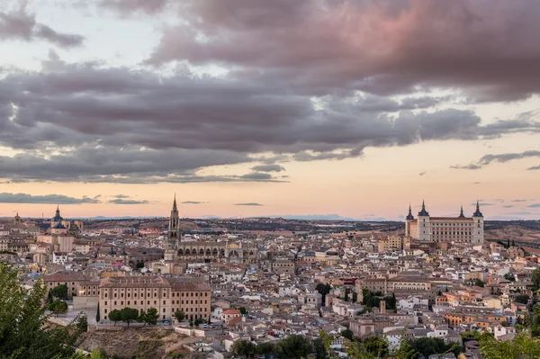 Panoráma kilátás Toledo város Spanyolországban — Stock Fotó