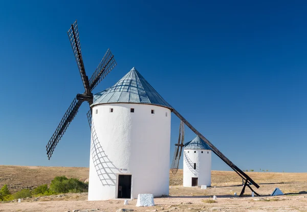 Mulino a vento a Campo de Criptana La Mancha, Spagna — Foto Stock