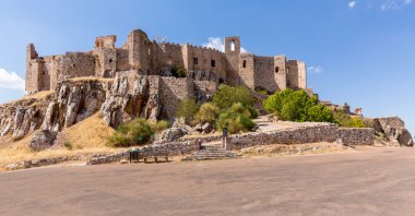 Kale ve manastır, Calatrava la Nueva İspanya