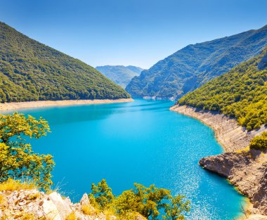 Karadağ'daki Piva Nehri