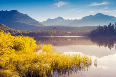 Muhteşem dağ gölü