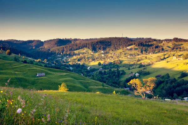 Fantastic day and hills by sunlight. — Stock Photo, Image