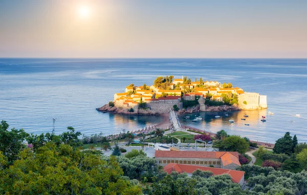 Fantastisk utsikt över sveti stefan — Stockfoto