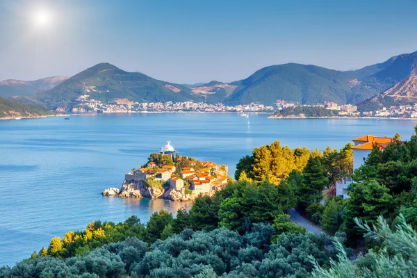 Fantastic view of the Sveti Stefan — Stock Photo, Image