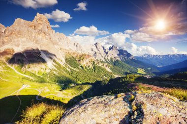 CIMON della Pala ile passo Rolle görünümünü.