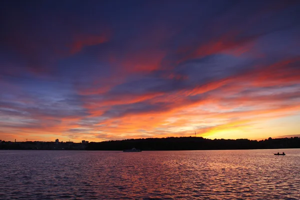 Beautiful romantic sunset — Stock Photo, Image