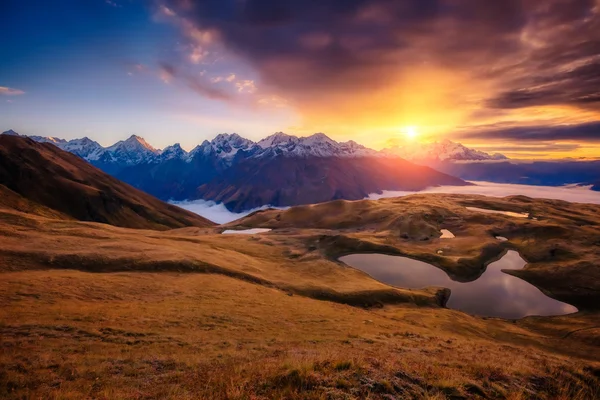 Fantástico paisaje de montaña — Foto de Stock