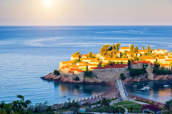 Fantastisch uitzicht op de sveti stefan — Stockfoto