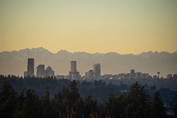 Zonsondergang Seattle Skyline Uitzicht Zonnige Winterdag — Stockfoto