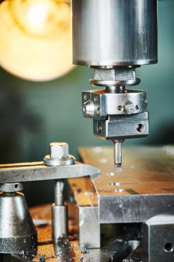 Endüstriyel metal işleme kesici freze kesme işlemi sıkıcı