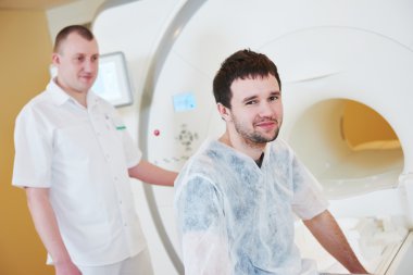 bilgisayarlı tomografi veya MRI tarayıcı test analizi