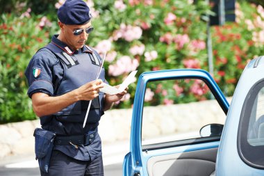 İtalyan polisi carabinier