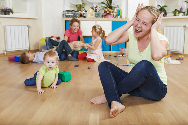 воспитание и семейные трудности
