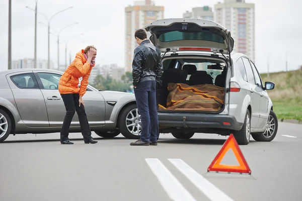 Incidente stradale collisione in città — Foto Stock