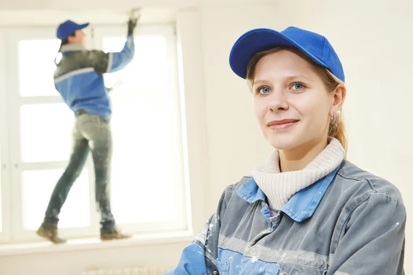 Gipsplaat Portret op binnenmuur werk — Stockfoto