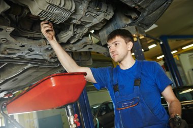 otomatik mekanik aks sökülmesi
