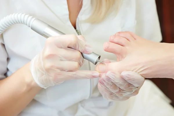 Pediküre im Schönheitssalon — Stockfoto