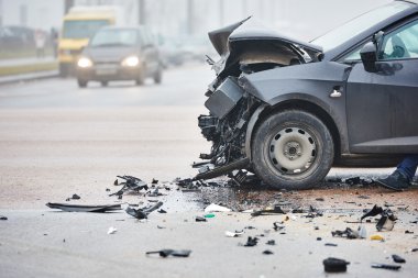 araba kazasında çarpışma kentsel sokak