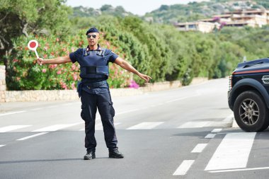 İtalyan polisi carabinier
