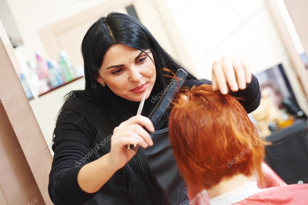 Woman hair cutting work