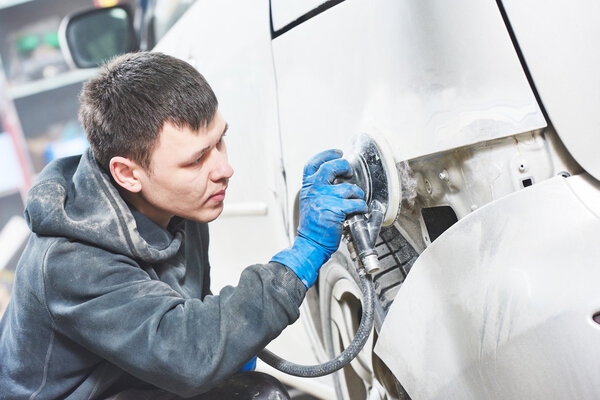 Автомеханический полировочный автомобиль
