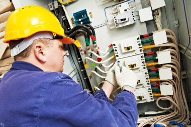 Elektrikçi ölçü gerilim ve akım