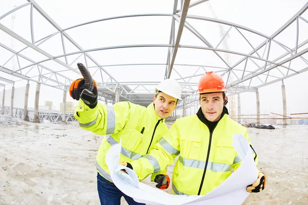 Trabajadores de la construcción — Foto de Stock