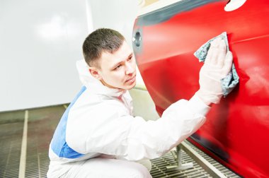 Araba silerek otomatik mekanik